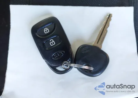 2011 Kia Sportage Lx z USA, uszkodzony, nr VIN KNDPB3A26B7031922